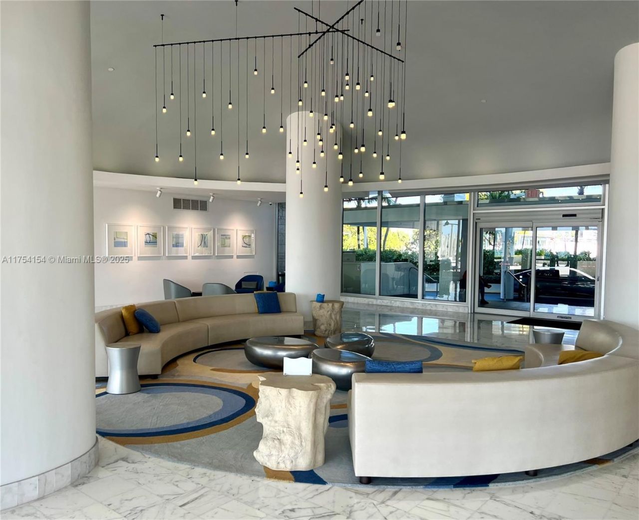 1000 West Ave, Unit 908, Miami Beach, FL 33139 Photo