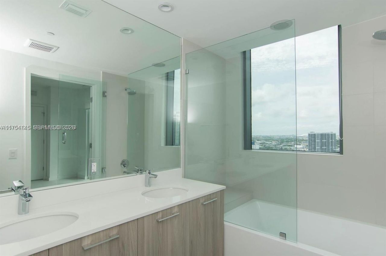 501 NE 31st St, Unit 2009, Miami, FL 33137 Photo