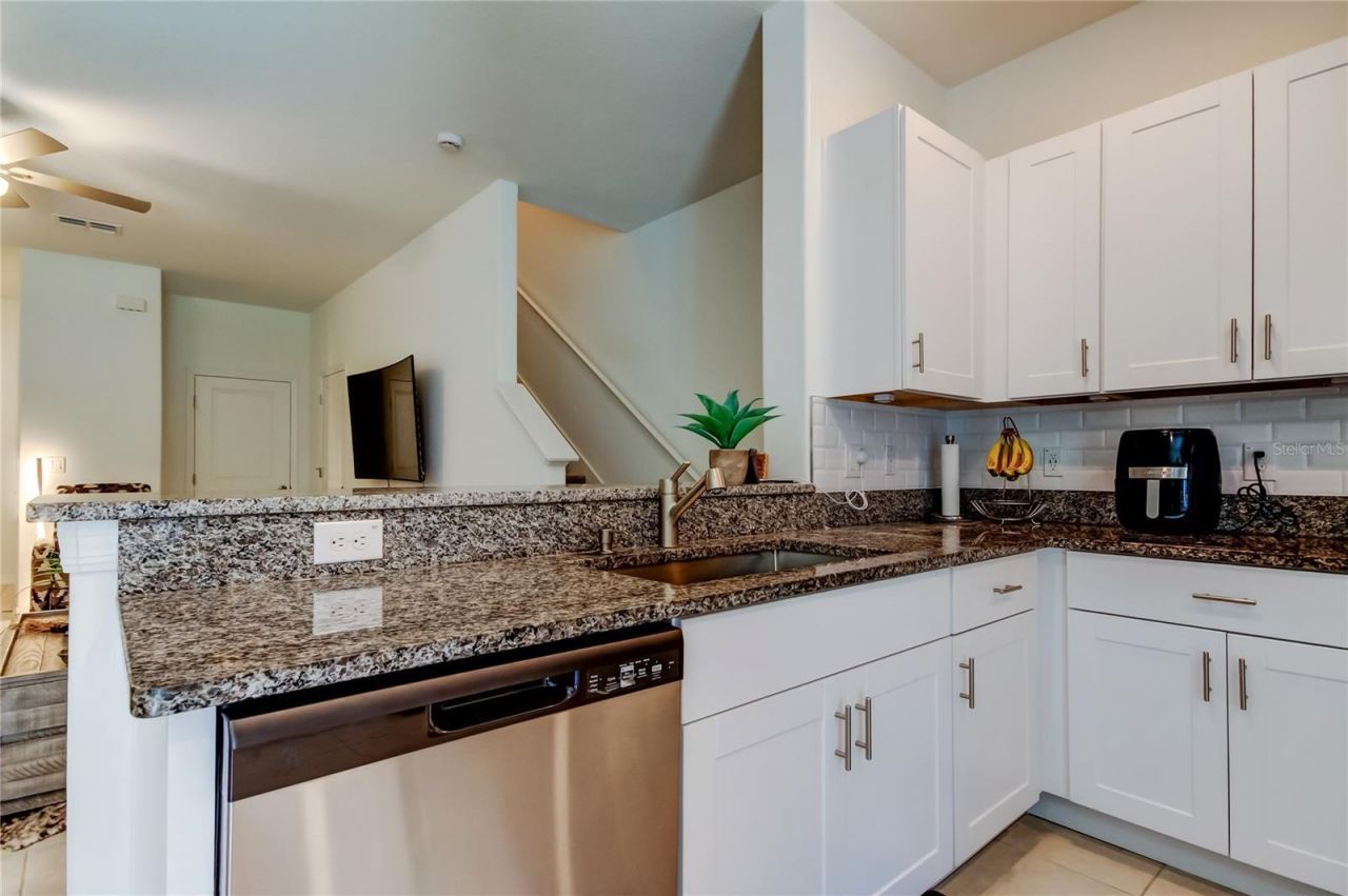 8294 Corner Pine Way, New Port Richey, FL 34655 Photo