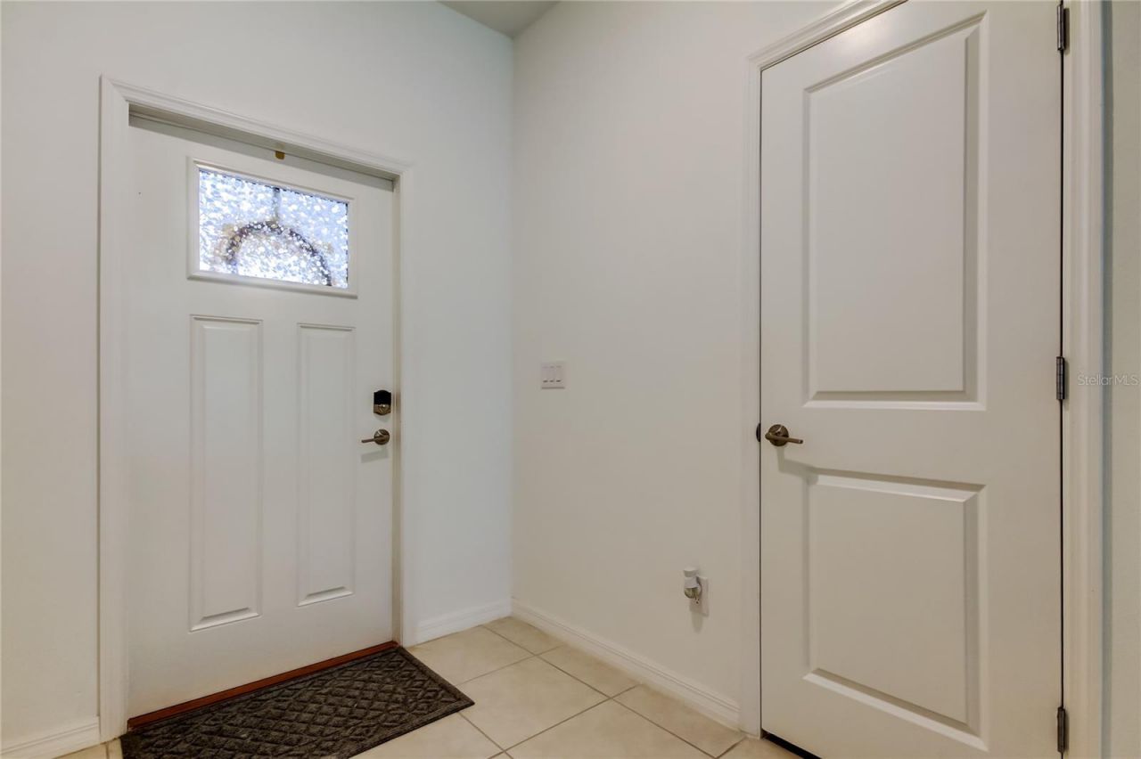 8294 Corner Pine Way, New Port Richey, FL 34655 Photo