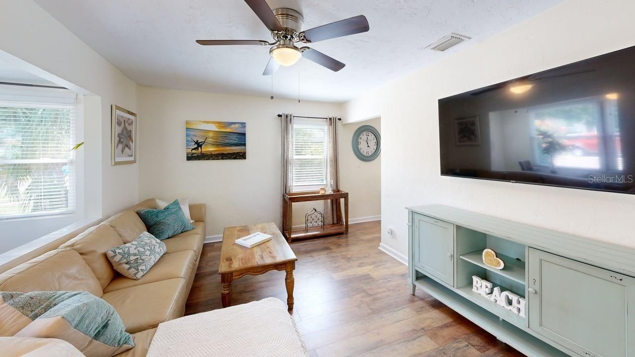 2235 20th St S, Saint Petersburg, FL 33712 Photo