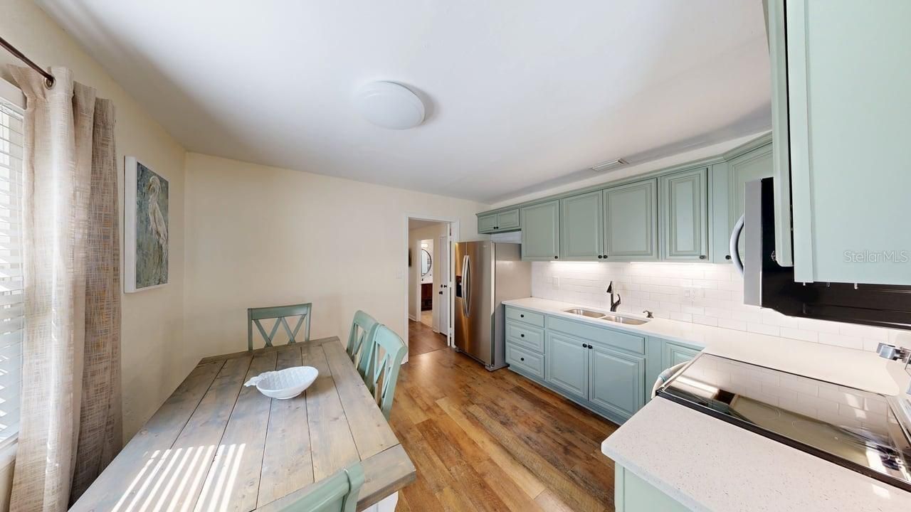 2235 20th St S, Saint Petersburg, FL 33712 Photo