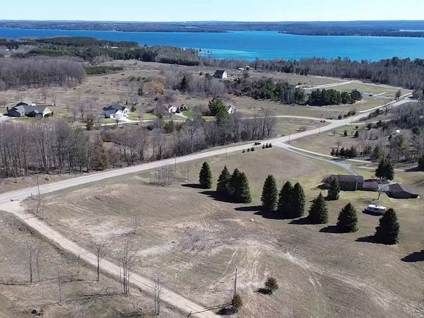 Palaestrum Road, Williamsburg, MI 49690