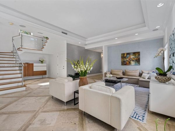 6 Coconut Ln, Key Biscayne, FL 33149