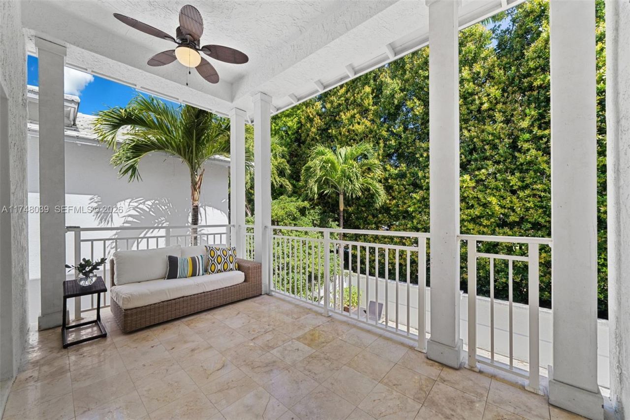 6 Coconut Ln, Key Biscayne, FL 33149 Photo