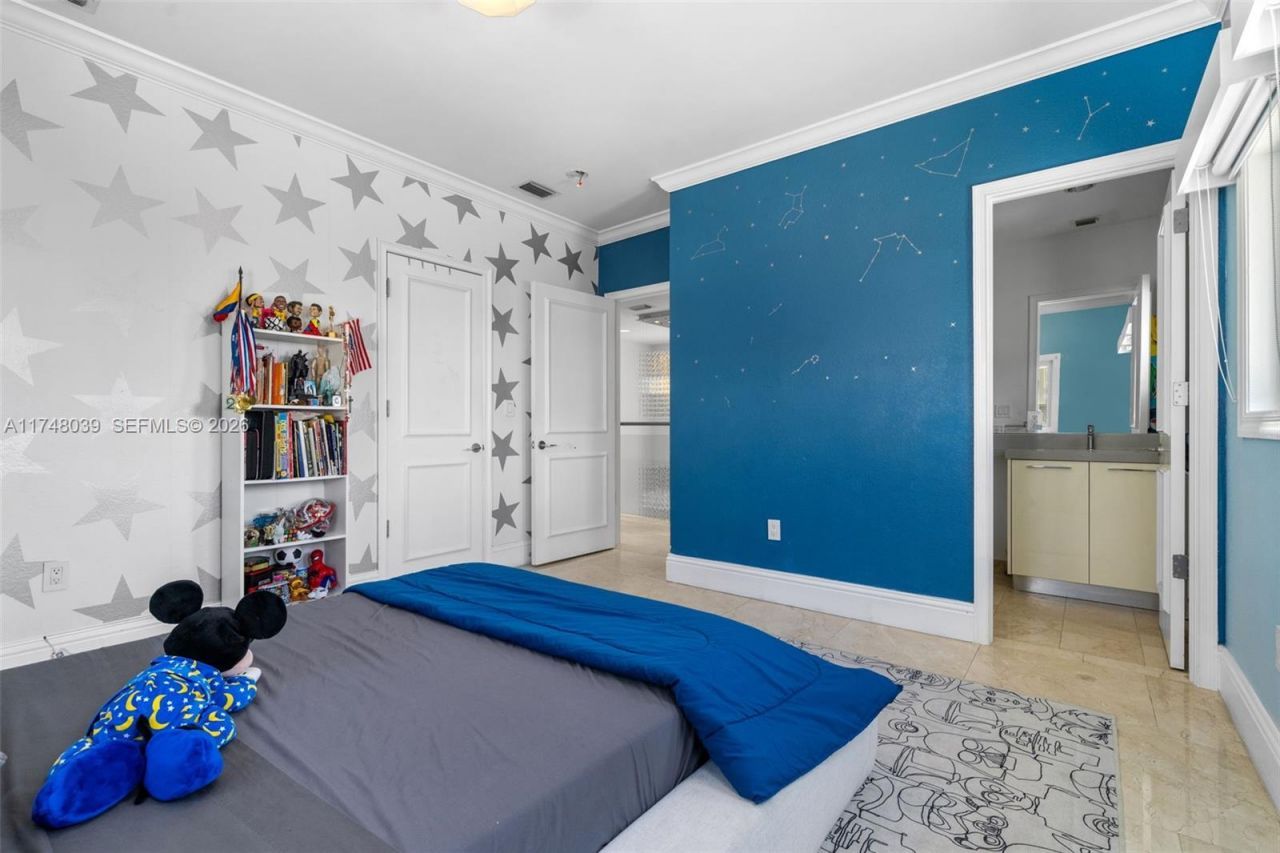 6 Coconut Ln, Key Biscayne, FL 33149 Photo