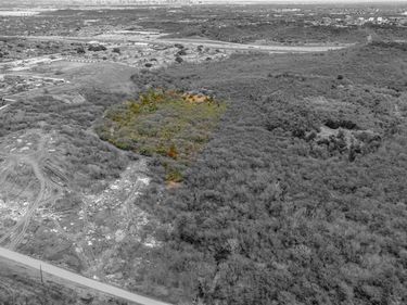 1300 Cavalcade Drive, Dallas, TX 75211