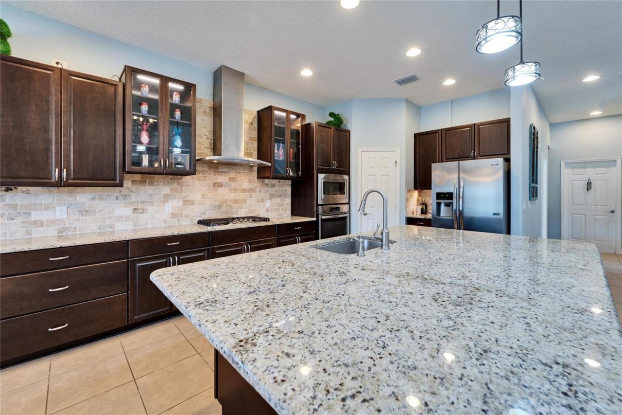 19300 Lonesome Pine Drive, Land O Lakes, FL 34638 Photo