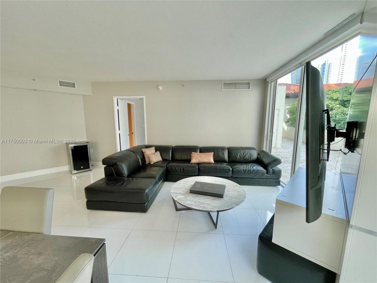 150 Sunny Isles Blvd, Unit 1-501, Sunny Isles Beach, FL 33160 Photo