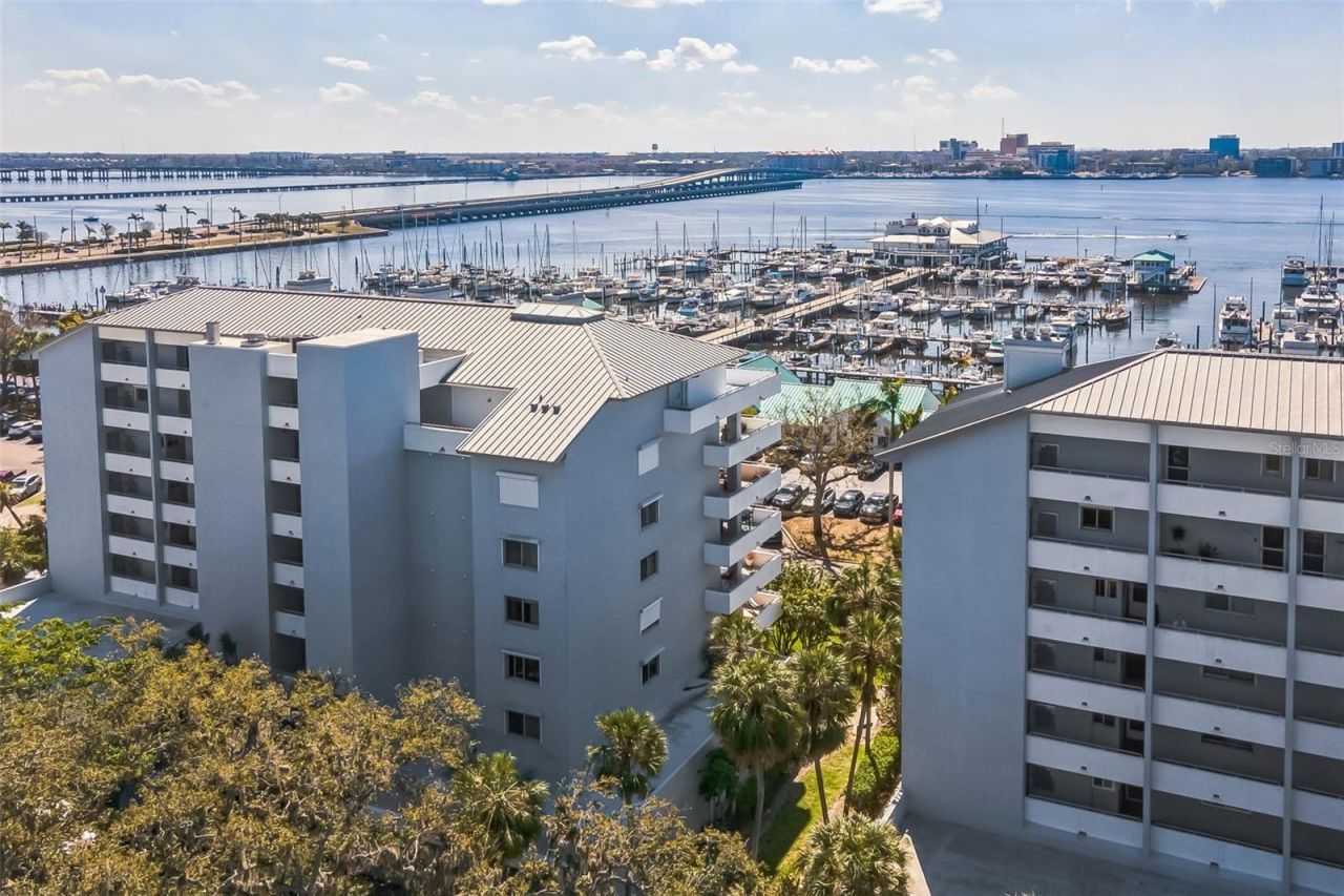 1000 Riverside Drive, Unit B102, Palmetto, FL 34221 Photo