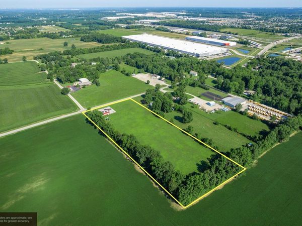 10829 Hazelton Etna Road SW, Etna, OH 43062