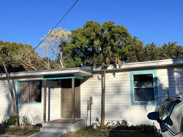 704 S 17th Street, Fort Pierce, FL 34950