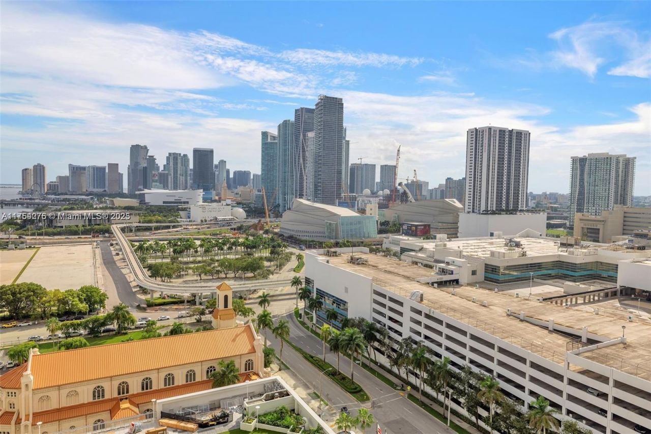 1717 N Bayshore Dr, Unit A-2356, Miami, FL 33132 Photo