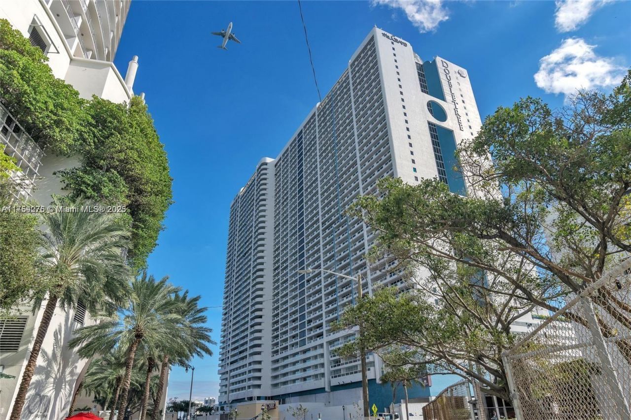 1717 N Bayshore Dr, Unit A-2356, Miami, FL 33132 Photo