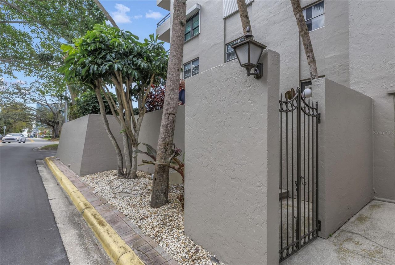 1400 1st Avenue W, Unit G1, Bradenton, FL 34205 Photo
