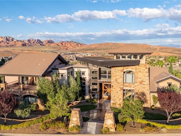 1558 Harvard Avenue, Washington, UT 84780