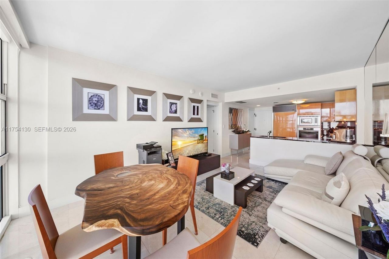 6801 Collins Ave, Unit 1403/Door, Miami Beach, FL 33141 Photo