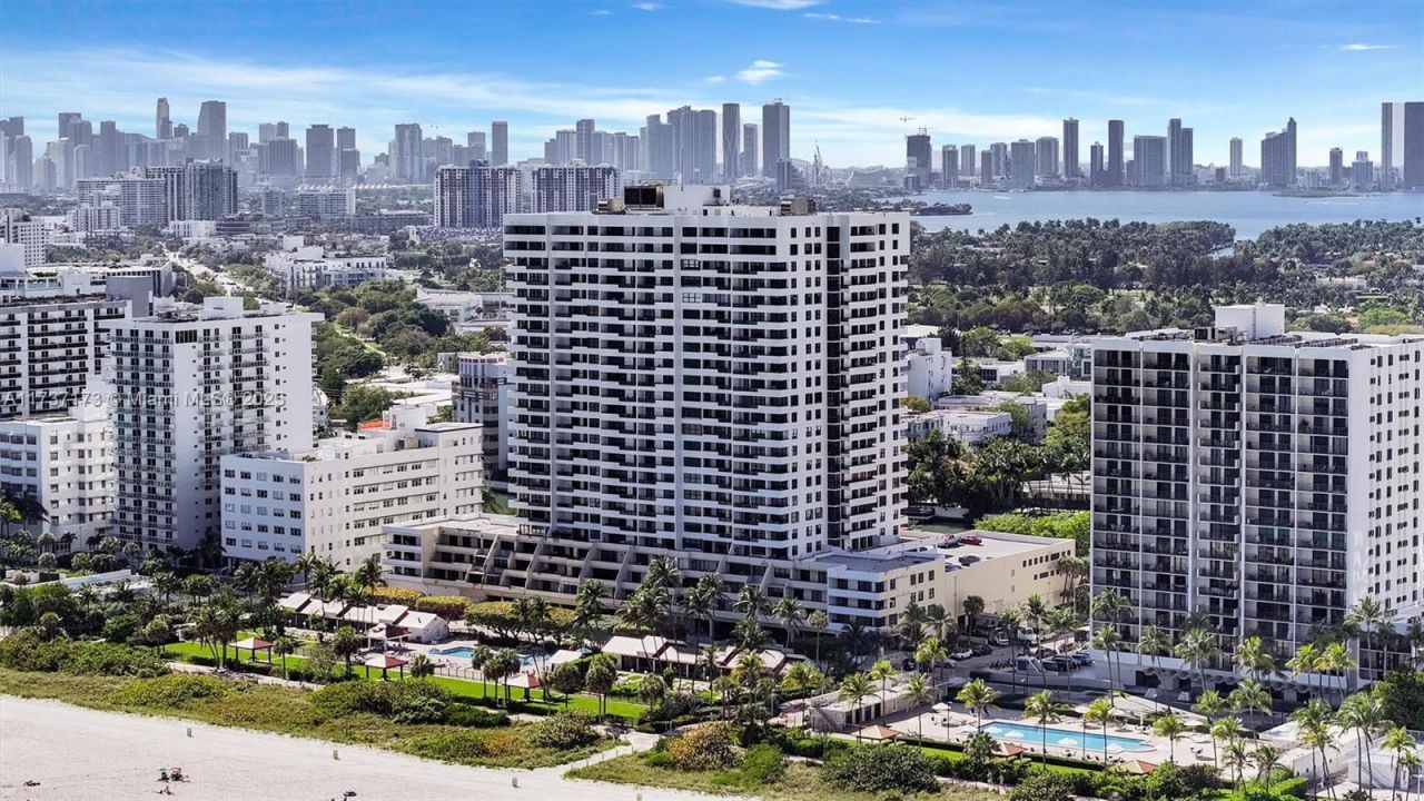 2555 Collins Ave, Unit 1106, Miami Beach, FL 33140 Photo