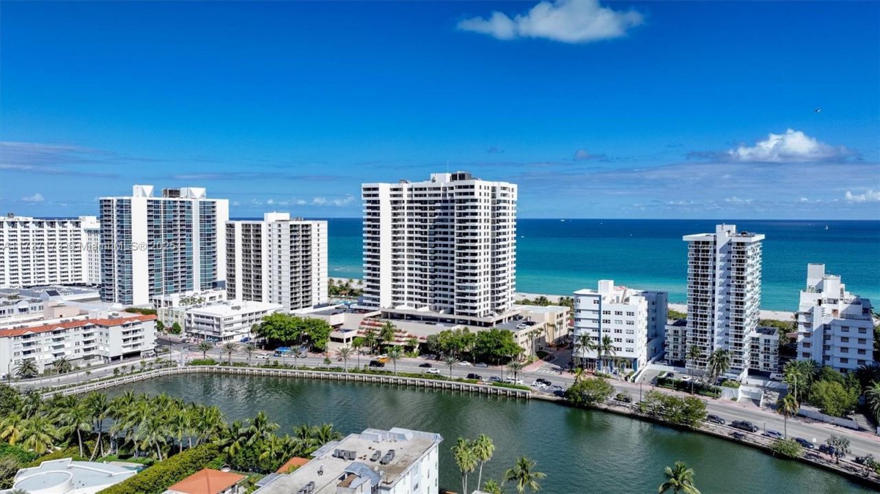 2555 Collins Ave, Unit 1106, Miami Beach, FL 33140 Photo