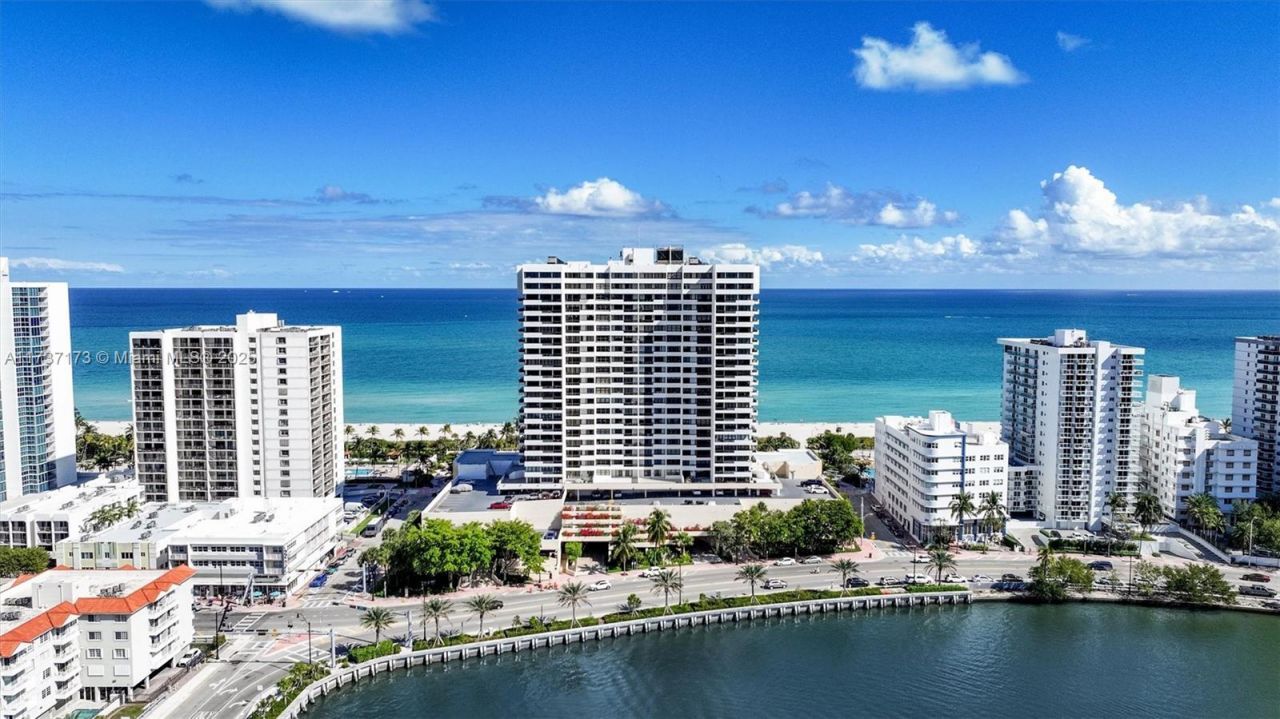 2555 Collins Ave, Unit 1106, Miami Beach, FL 33140 Photo