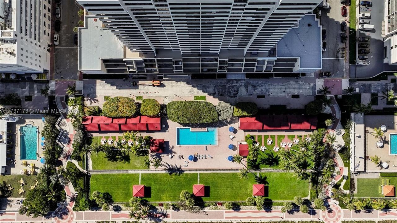 2555 Collins Ave, Unit 1106, Miami Beach, FL 33140 Photo