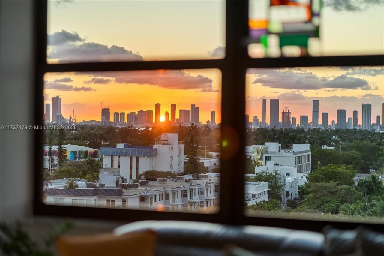 2555 Collins Ave, Unit 1106, Miami Beach, FL 33140 Photo