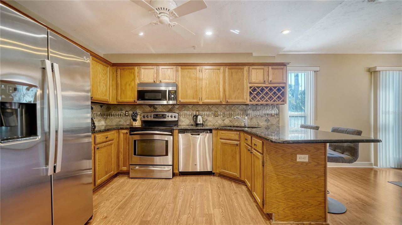 462 Island Circle, Sarasota, FL 34242 Photo