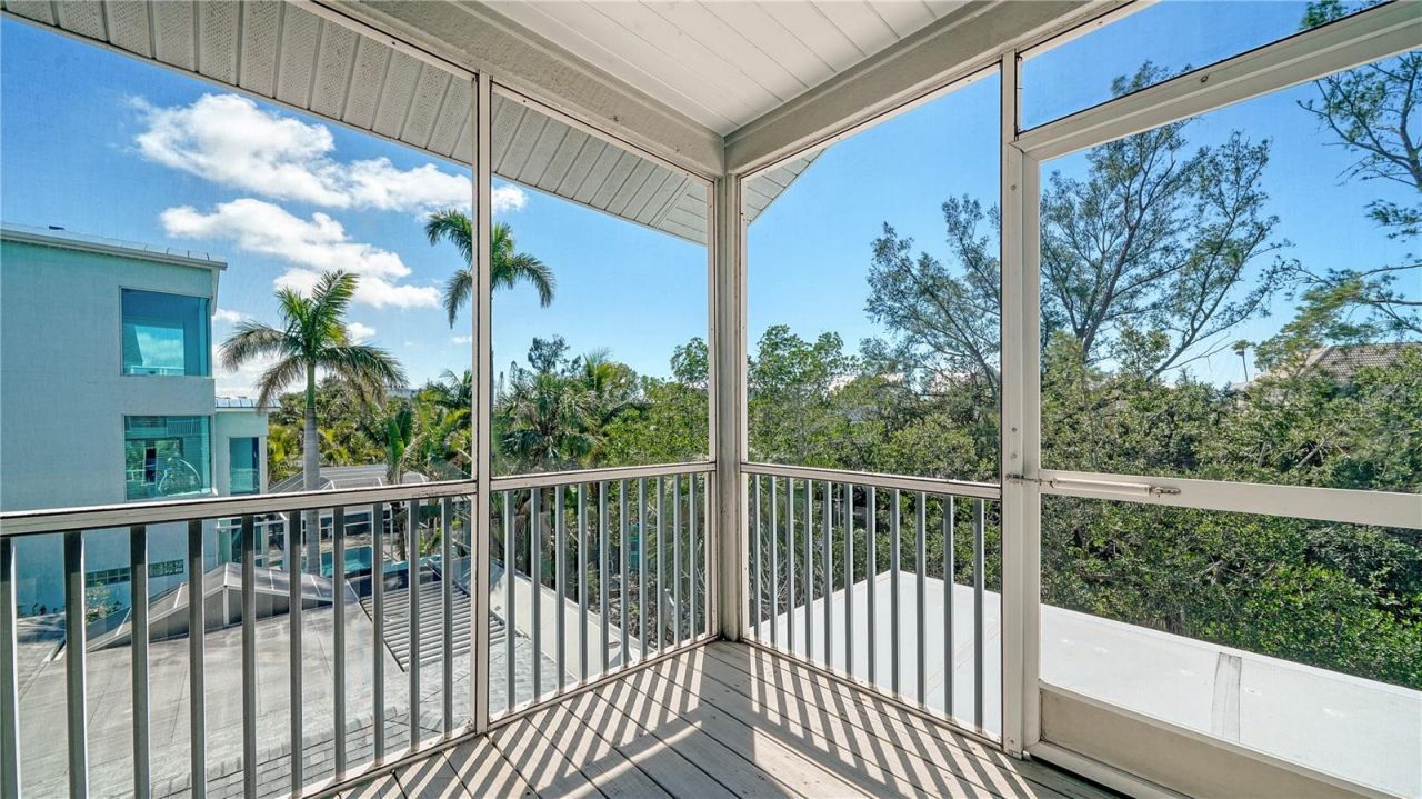 462 Island Circle, Sarasota, FL 34242 Photo