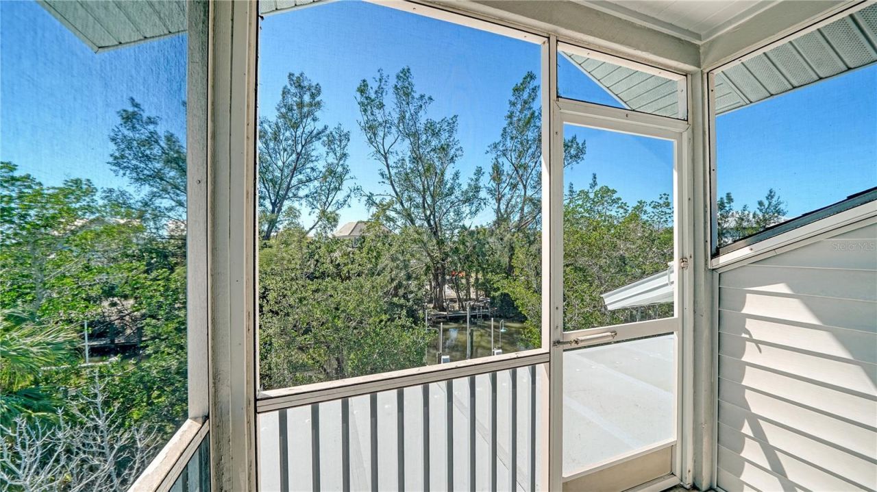 462 Island Circle, Sarasota, FL 34242 Photo