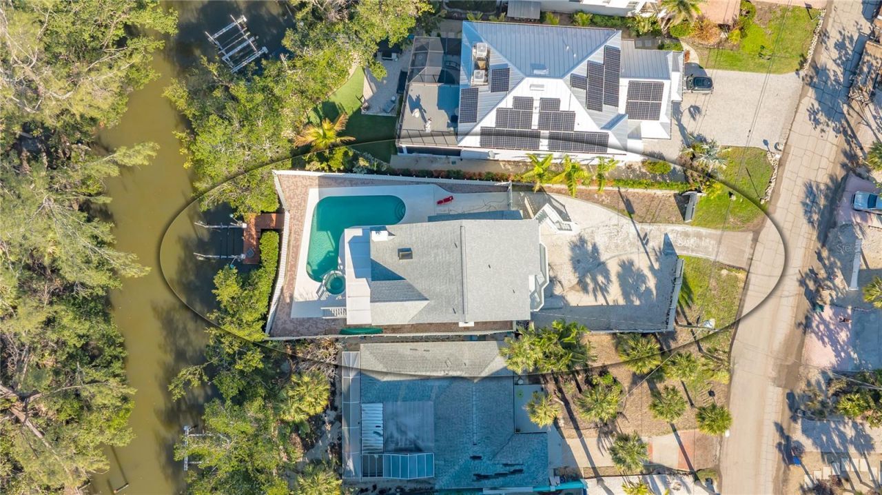 462 Island Circle, Sarasota, FL 34242 Photo