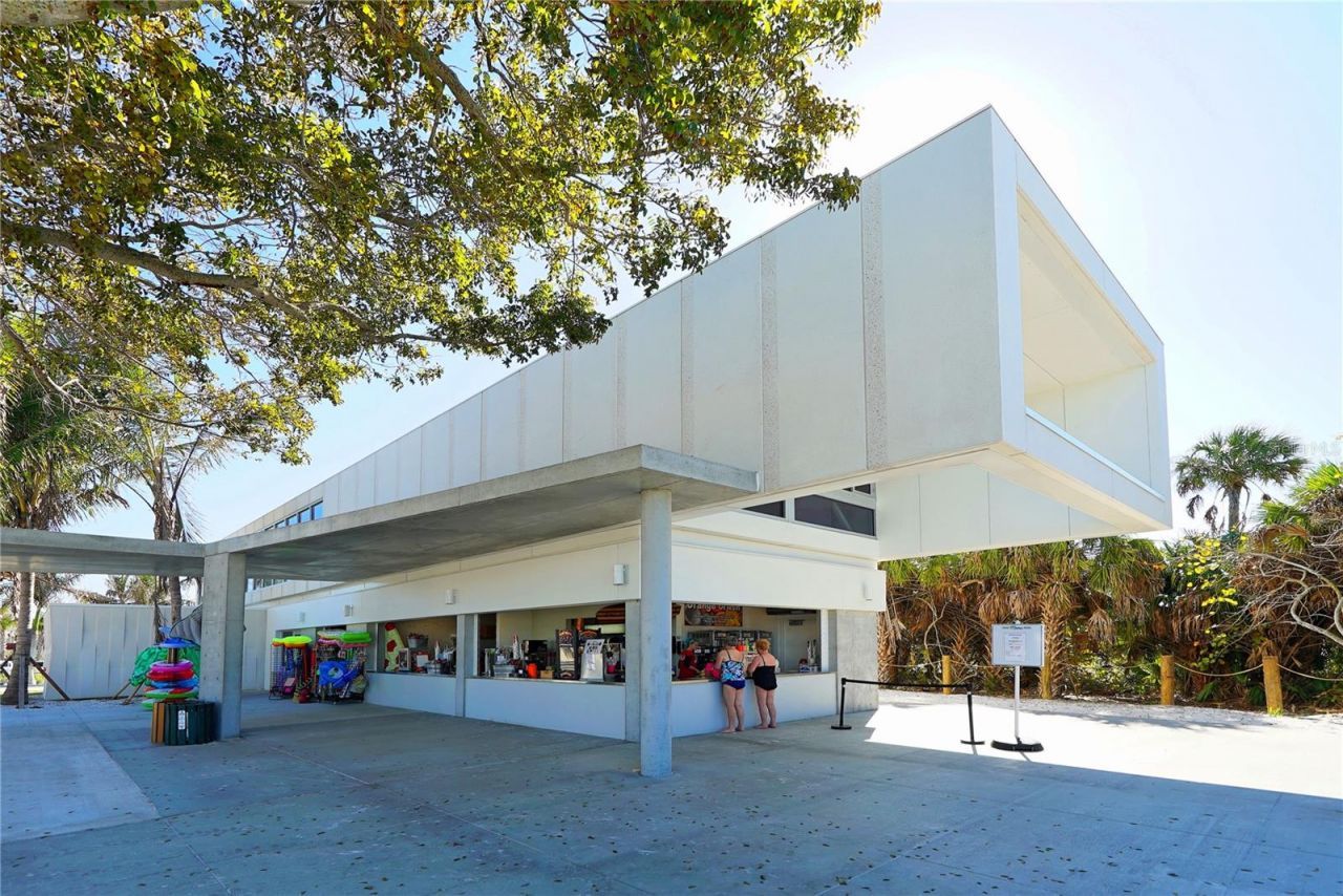 462 Island Circle, Sarasota, FL 34242 Photo