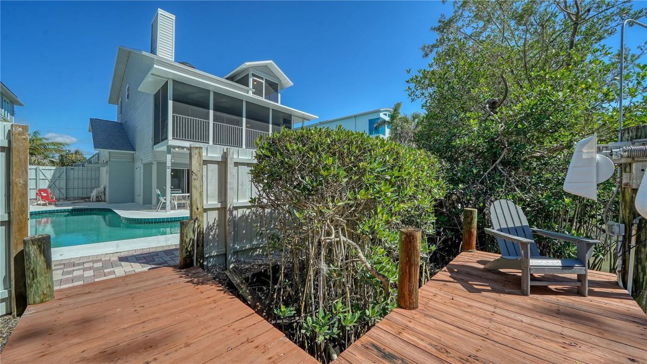 462 Island Circle, Sarasota, FL 34242 Photo