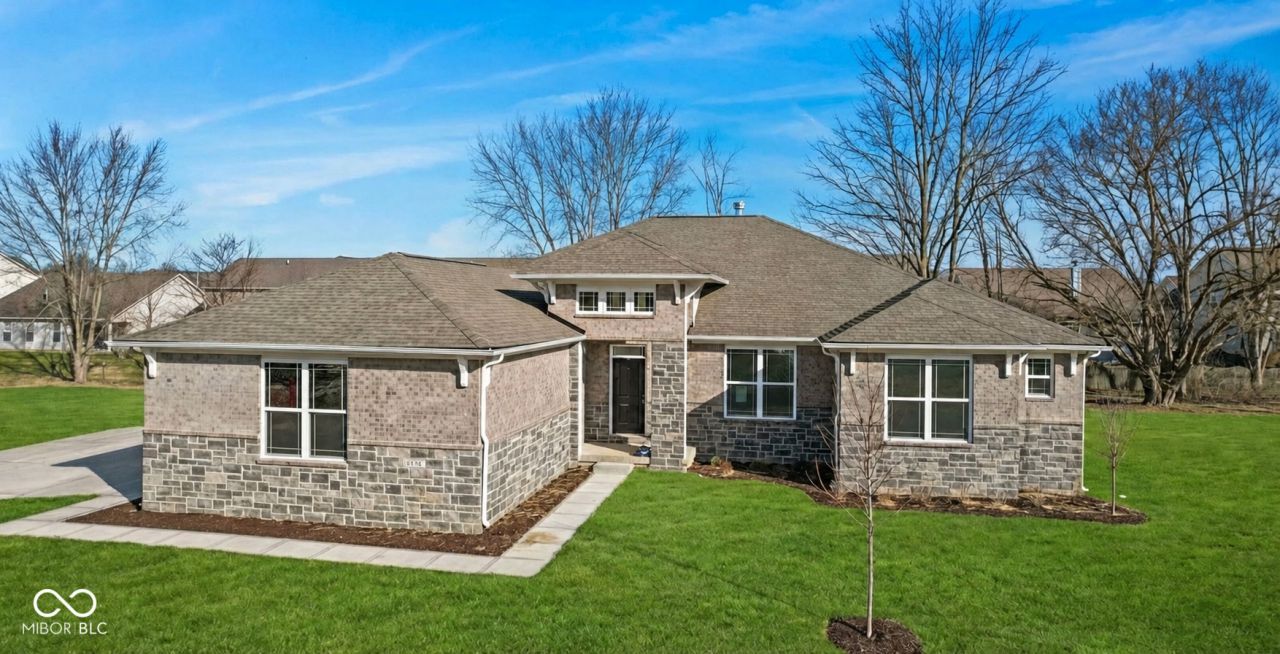 6890 Enclave Drive, McCordsville, IN 46055 Main Photo