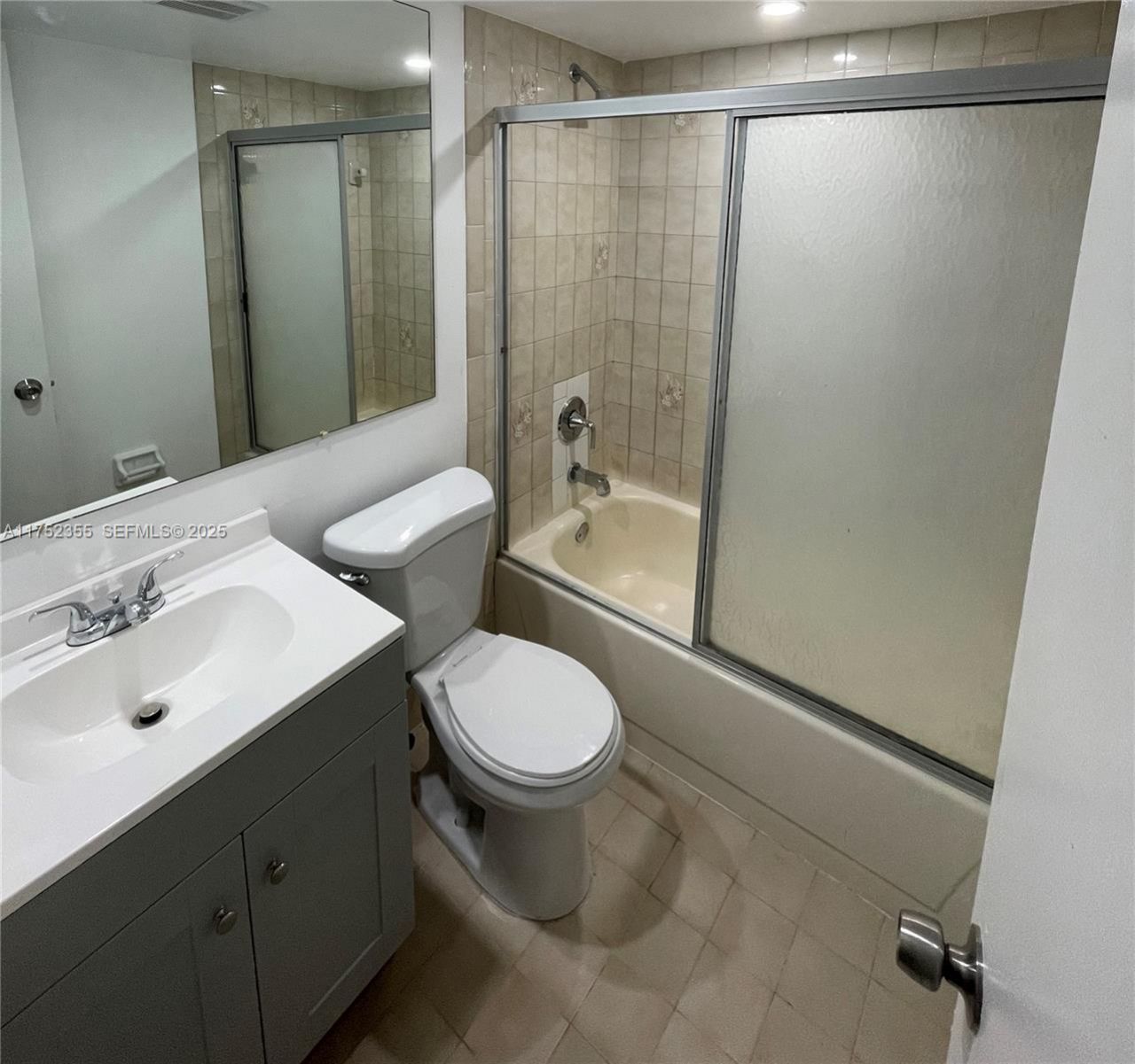 5790 W 26th Ave, Unit 202, Hialeah, FL 33016 Photo