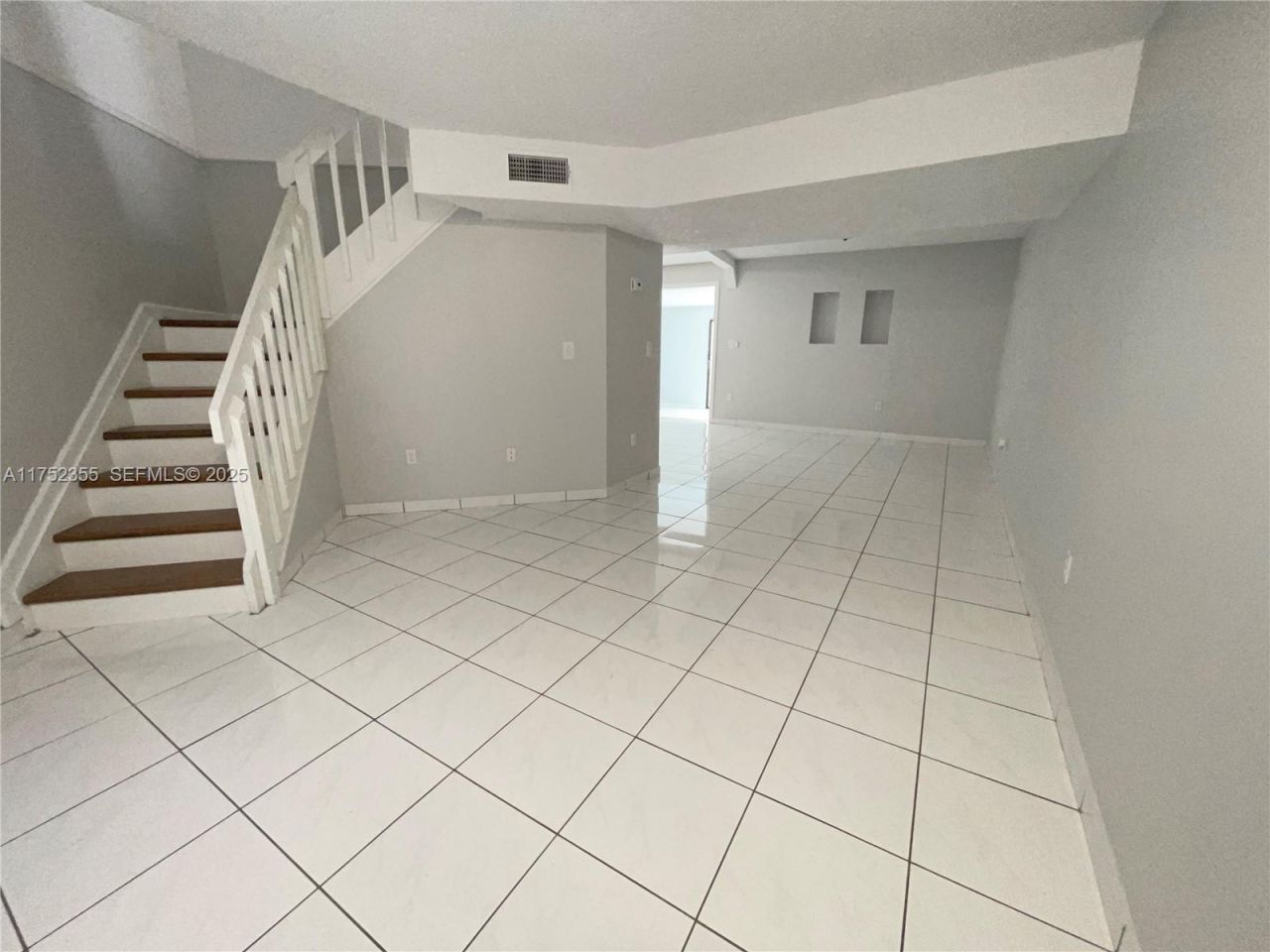 5790 W 26th Ave, Unit 202, Hialeah, FL 33016 Photo