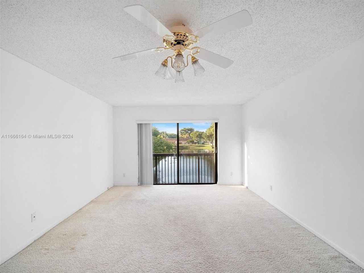 6090 N Sabal Palm Blvd, Unit 204, Tamarac, FL 33319 Photo