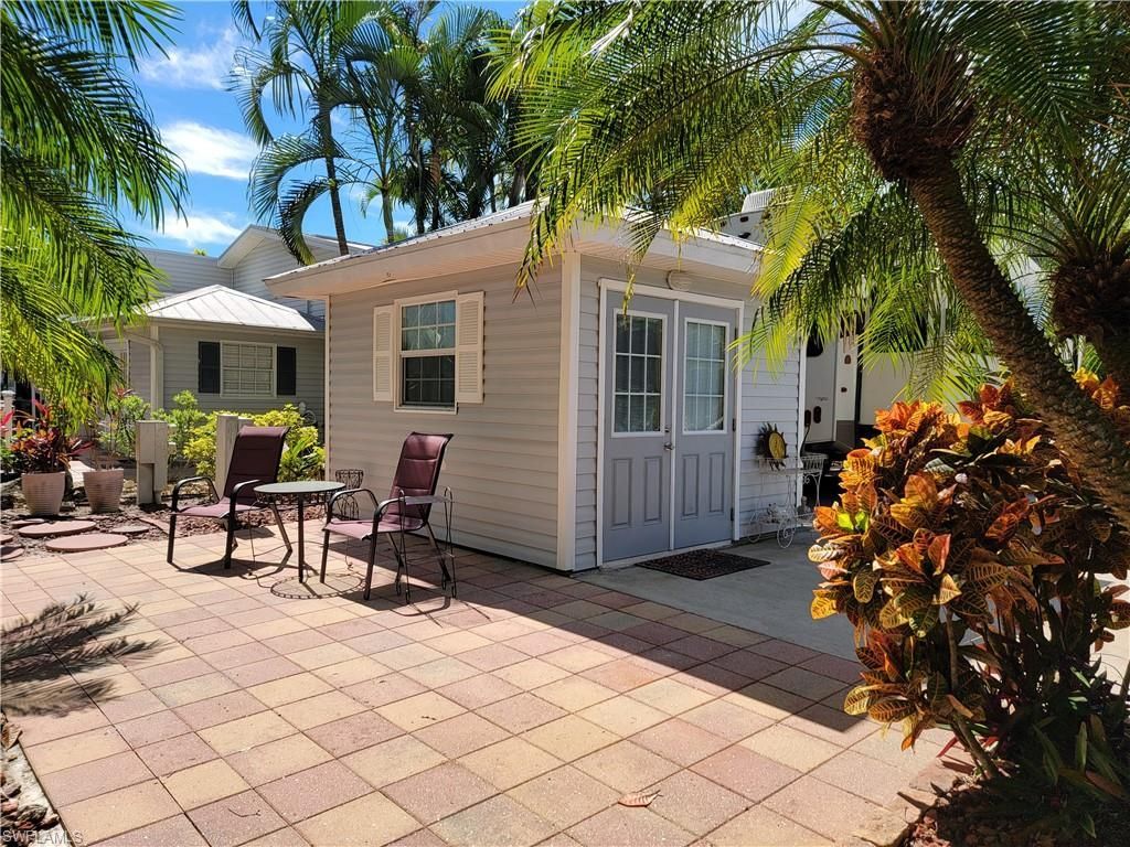 5761 Brightwood Dr, Fort Myers, FL 33905 Photo