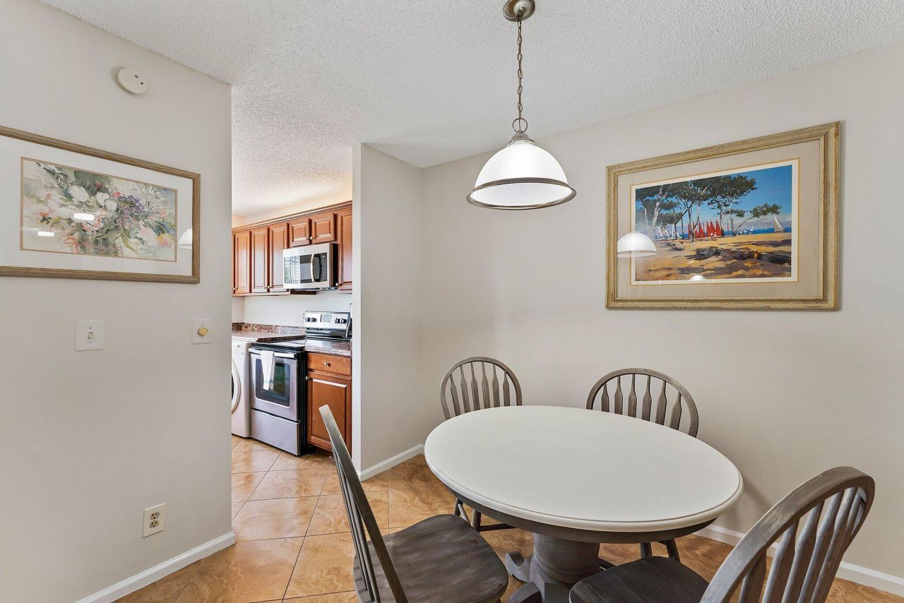 353 S Us Highway 1, Unit C203, Jupiter, FL 33477 Photo