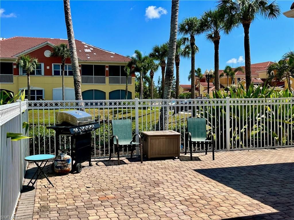 174 Shadroe Cove Cir, Unit 1001, Cape Coral, FL 33991 Photo
