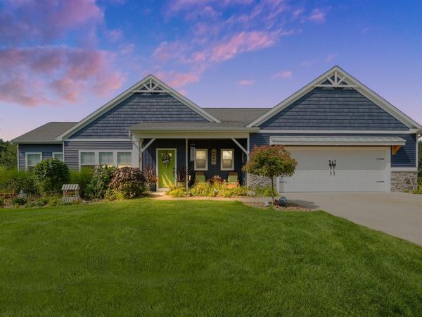 21889 Hilltop Circle, Stanwood, MI 49346