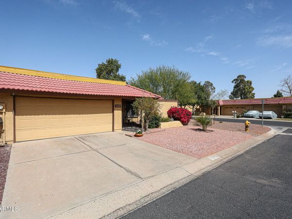 4916 E HOPI Street, Phoenix, AZ 85044