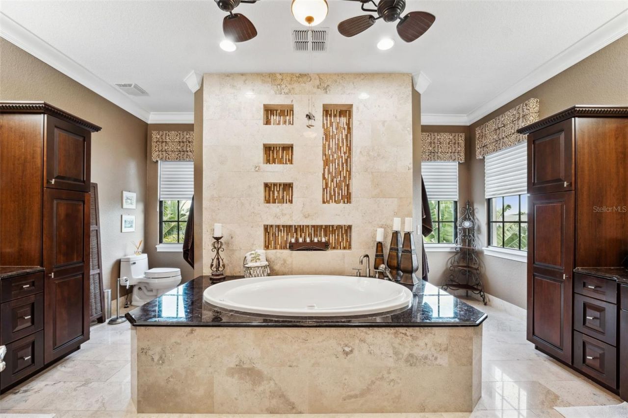 620 Ponce De Leon Drive, Tierra Verde, FL 33715 Photo