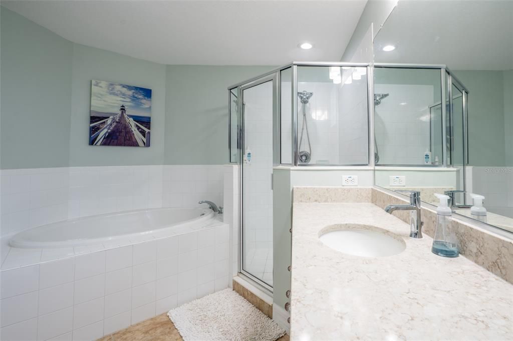 3230 Mangrove Point Drive, Ruskin, FL 33570 Photo