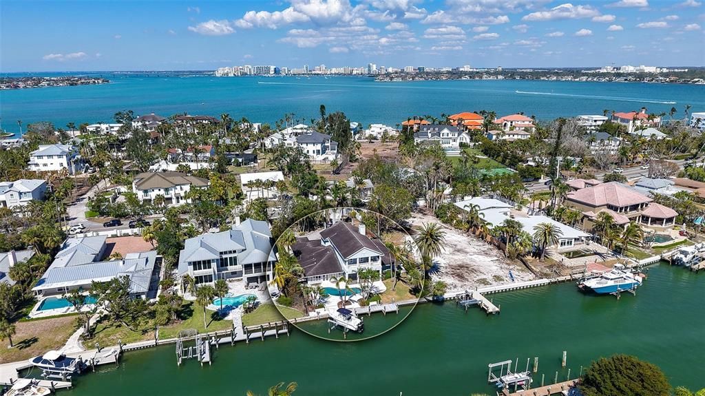 732 Siesta Drive, Sarasota, FL 34242 Photo