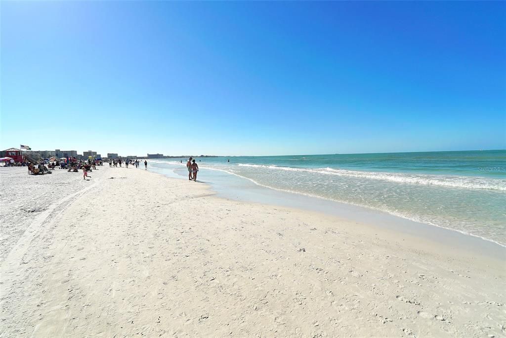 732 Siesta Drive, Sarasota, FL 34242 Photo