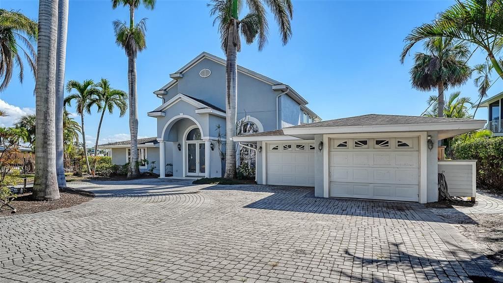 732 Siesta Drive, Sarasota, FL 34242 Photo