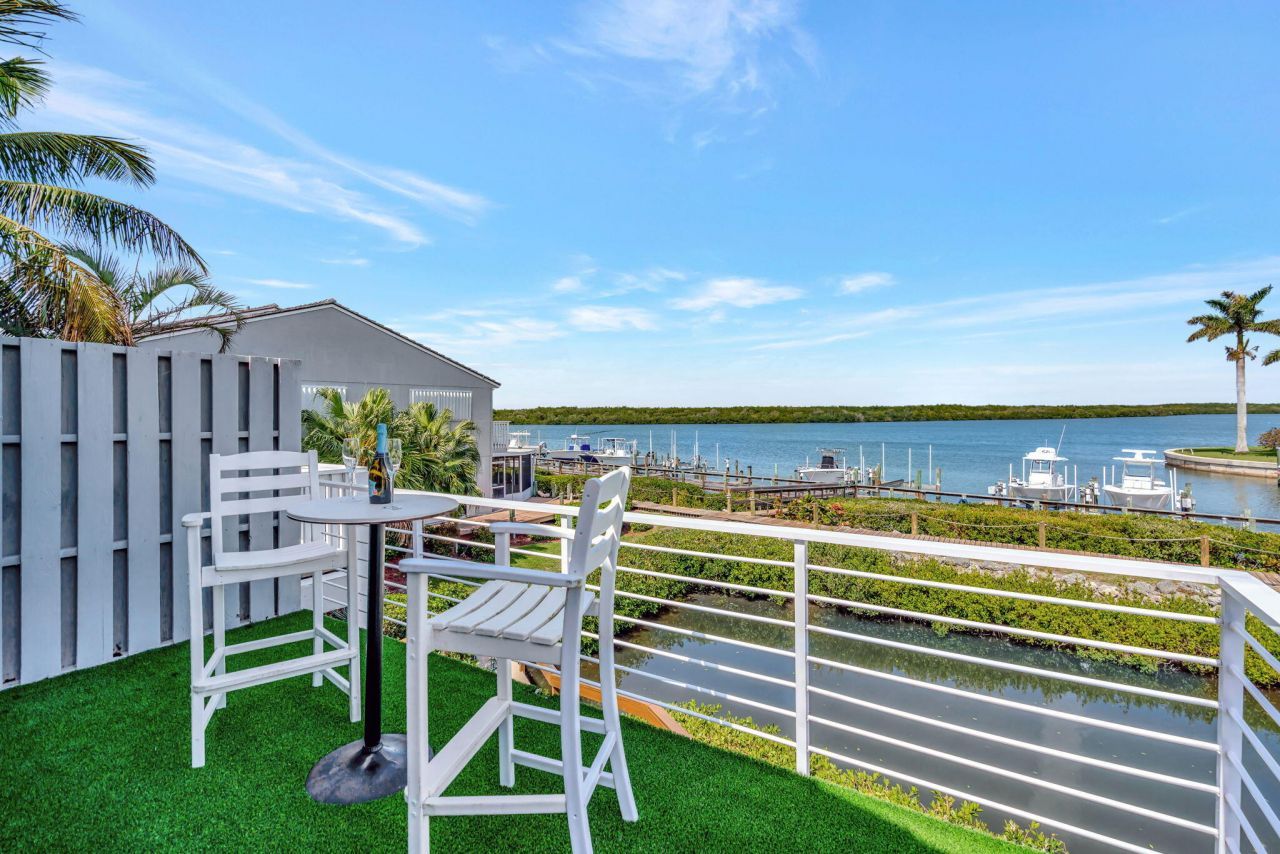 2440 Harbour Cove Drive, Fort Pierce, FL 34949 Photo