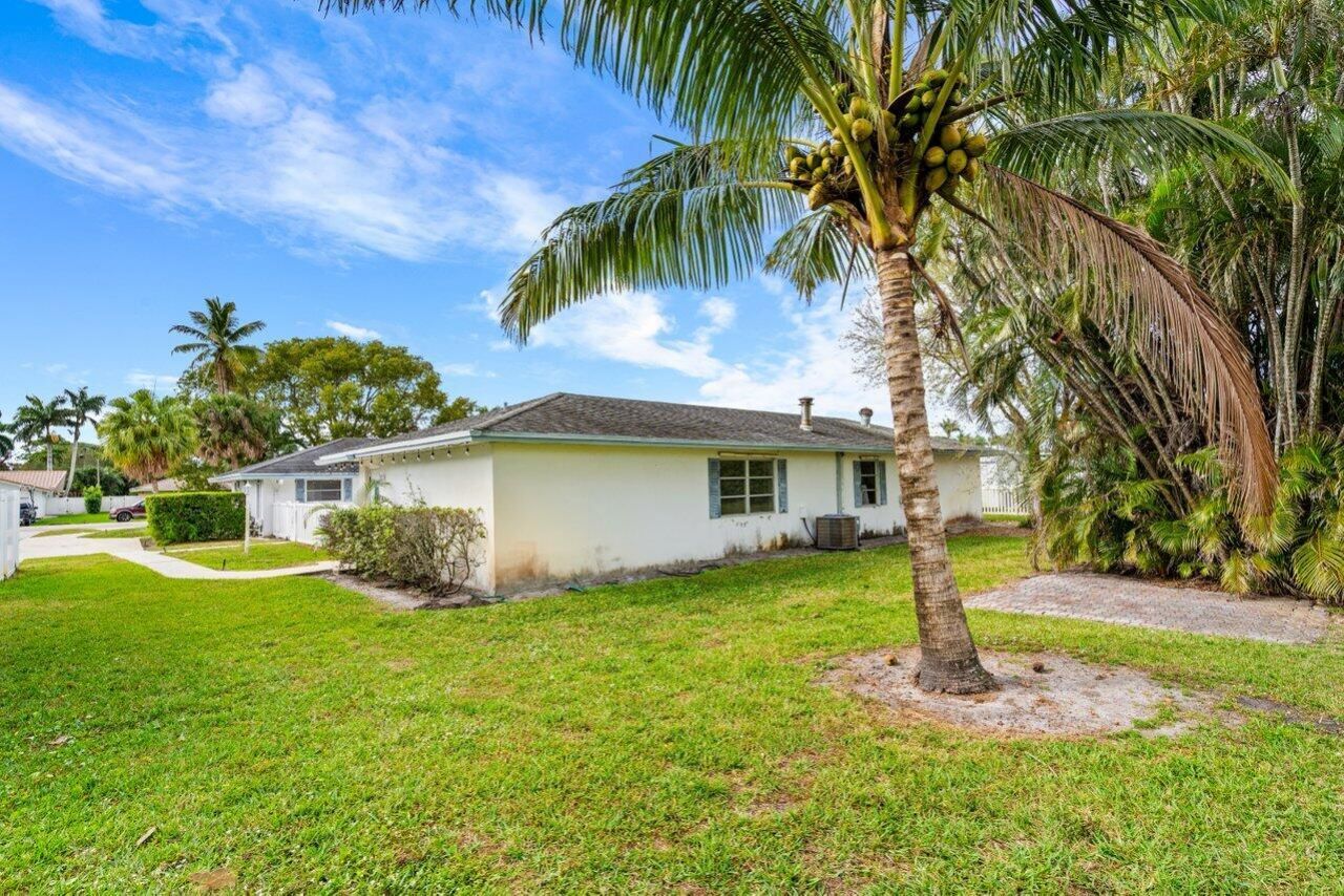 4705 Holly Drive, Palm Beach Gardens, FL 33418 Photo