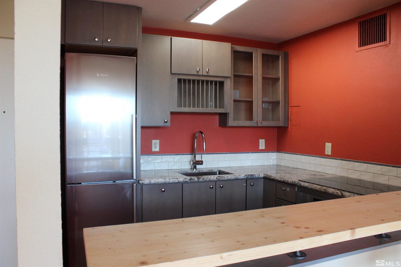 280 Island Avenue, Unit 701, Reno, NV 89501 Photo