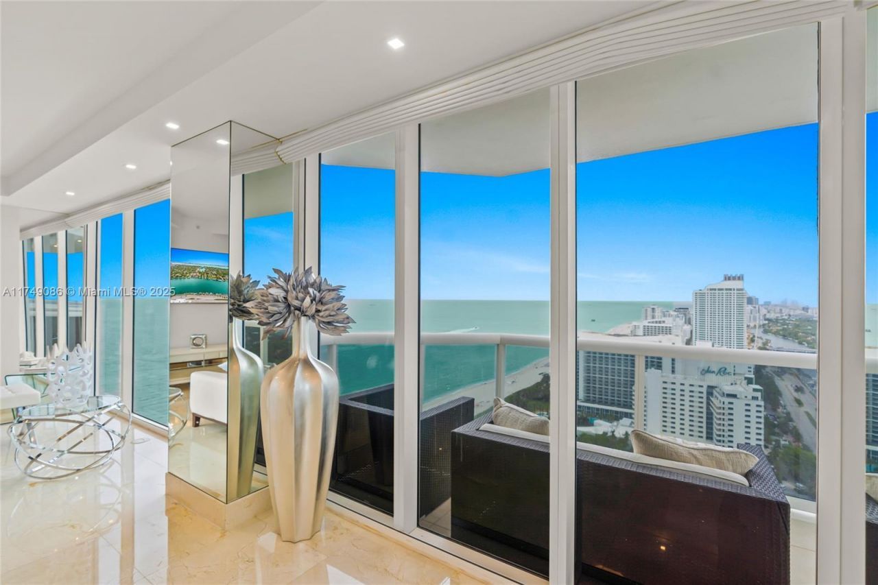 4775 Collins Ave, Unit 3505, Miami Beach, FL 33140 Photo